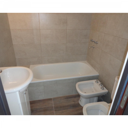 VENTA DEPARTAMENTO Dos dormitorios a estrenar - Balcon al frente - Entrega inmediata - Catamarca 3500