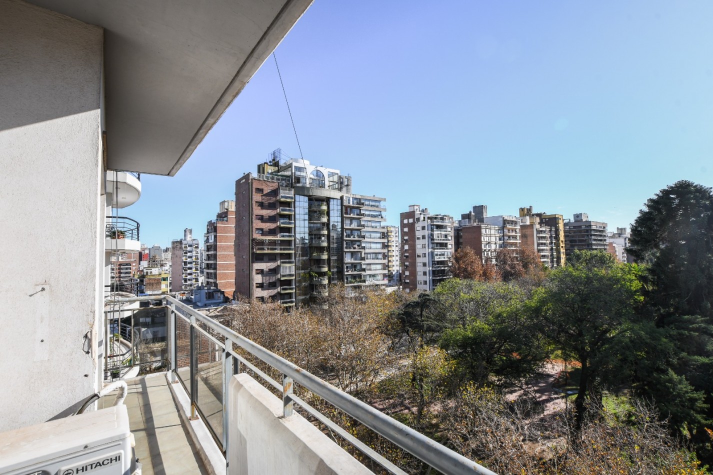 VENTA OPORTUNIDAD Vista despejada Plaza Lopez. Un dormitorio. ENTREGA INMEDIATA
