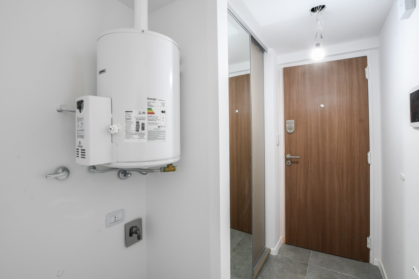 VENTA Oportunidad UN DORMITORIO CON PATIO - Terraza con quincho y parrillero - FINANCIACION - ENTREGA INMEDIATA