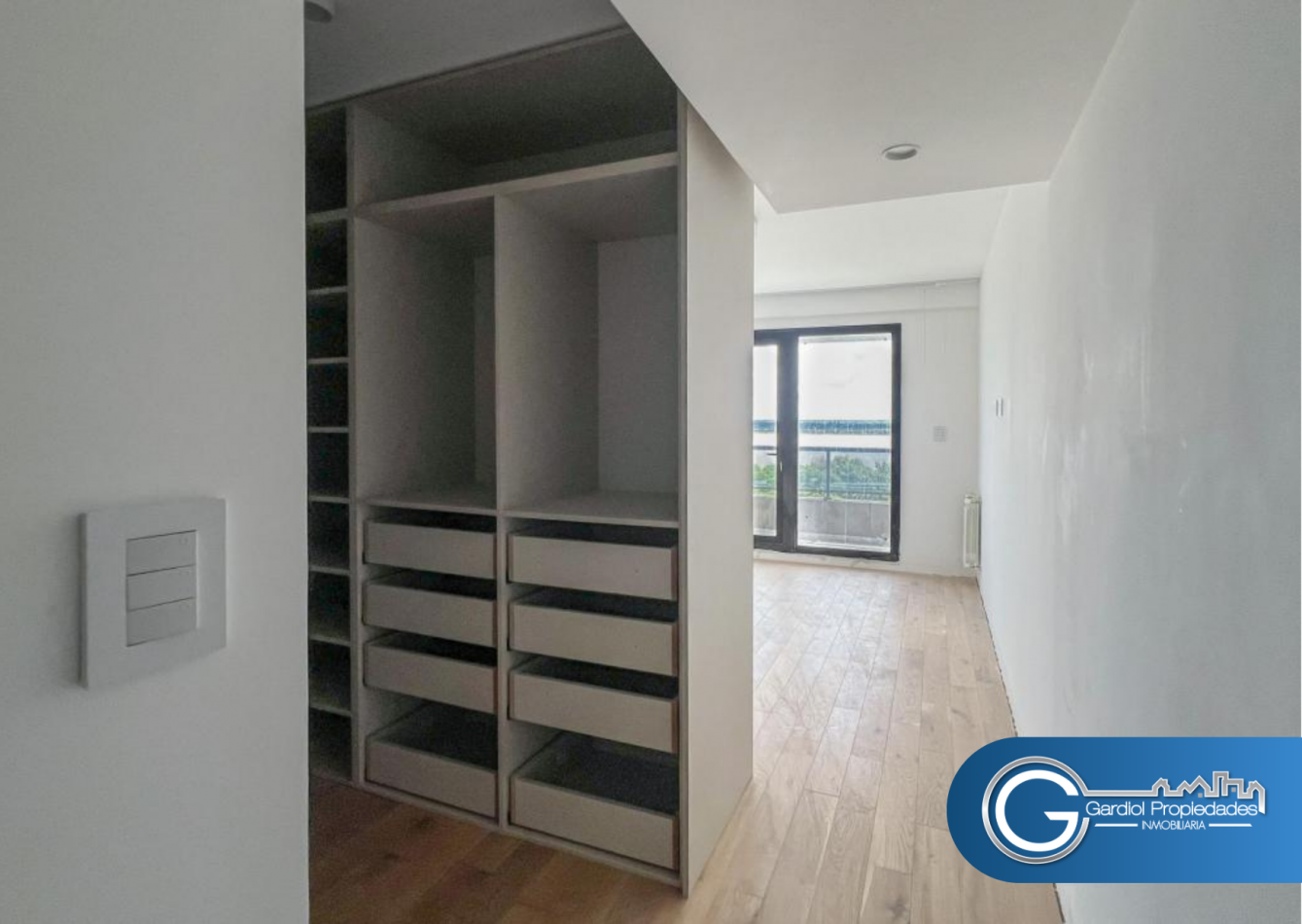 VENTA - Piso exclusivo - Dos dormitorios - Vista franca al rio - Amenities - FINANCIACION - Av. Libertad 100