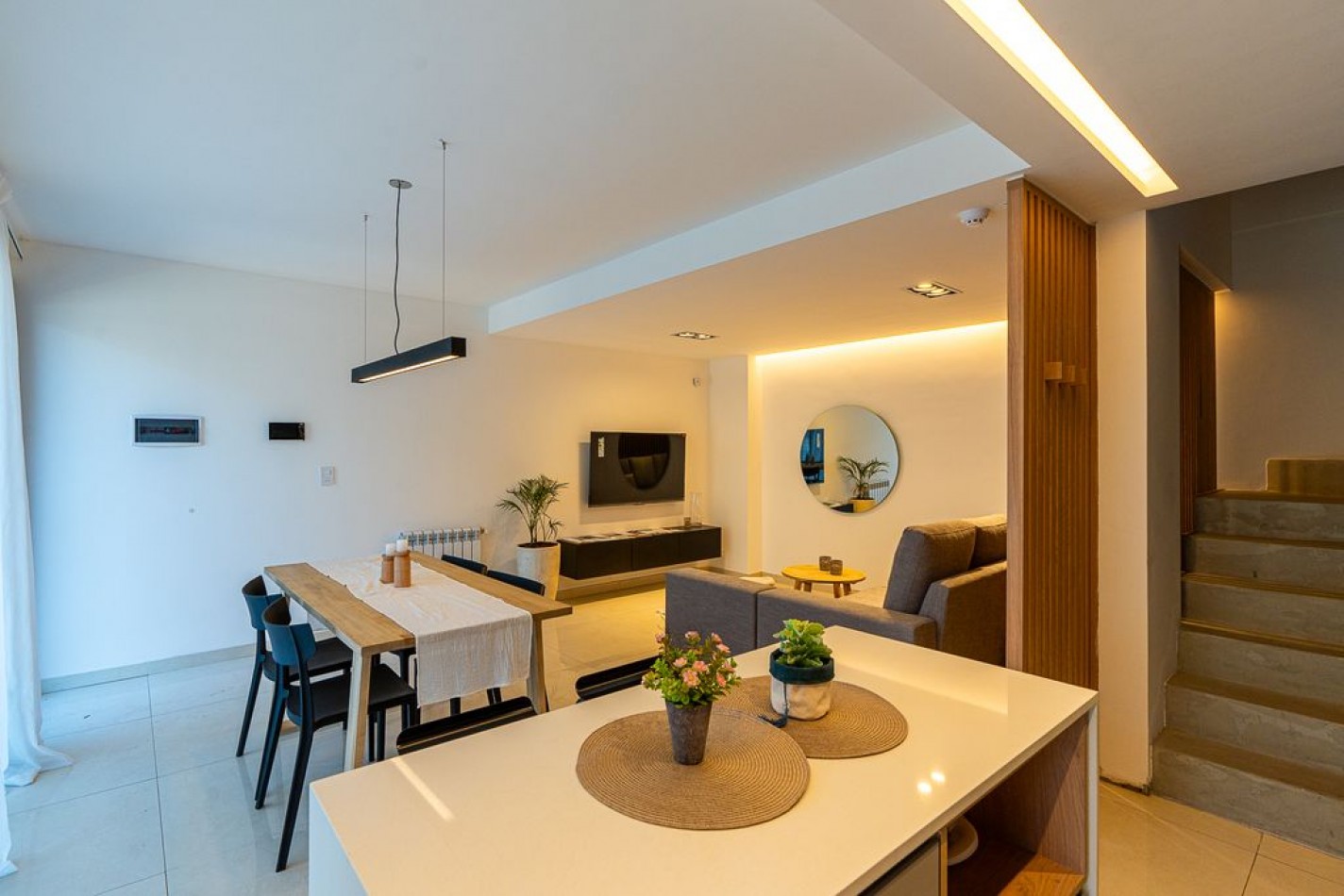 oportunidad Casa 3 dormitorios en FISHERTON - Piscina, jardin, parrillero - Cochera - Proxima entrega