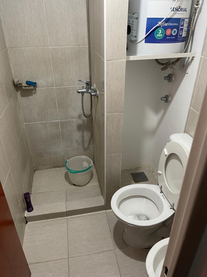 Oportunidad en venta - MONOAMBIENTE, balcon al frente - ABASTO