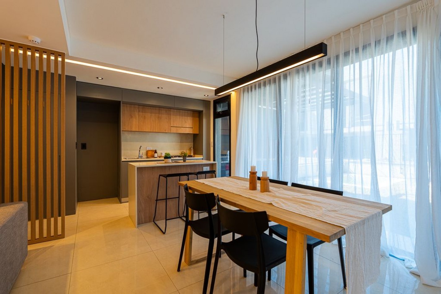 VENTA DEPARTAMENTO DUPLEX DOS DORMITORIOS  - Terraza exclusiva - FISHERTON - Proyecto en construccion 