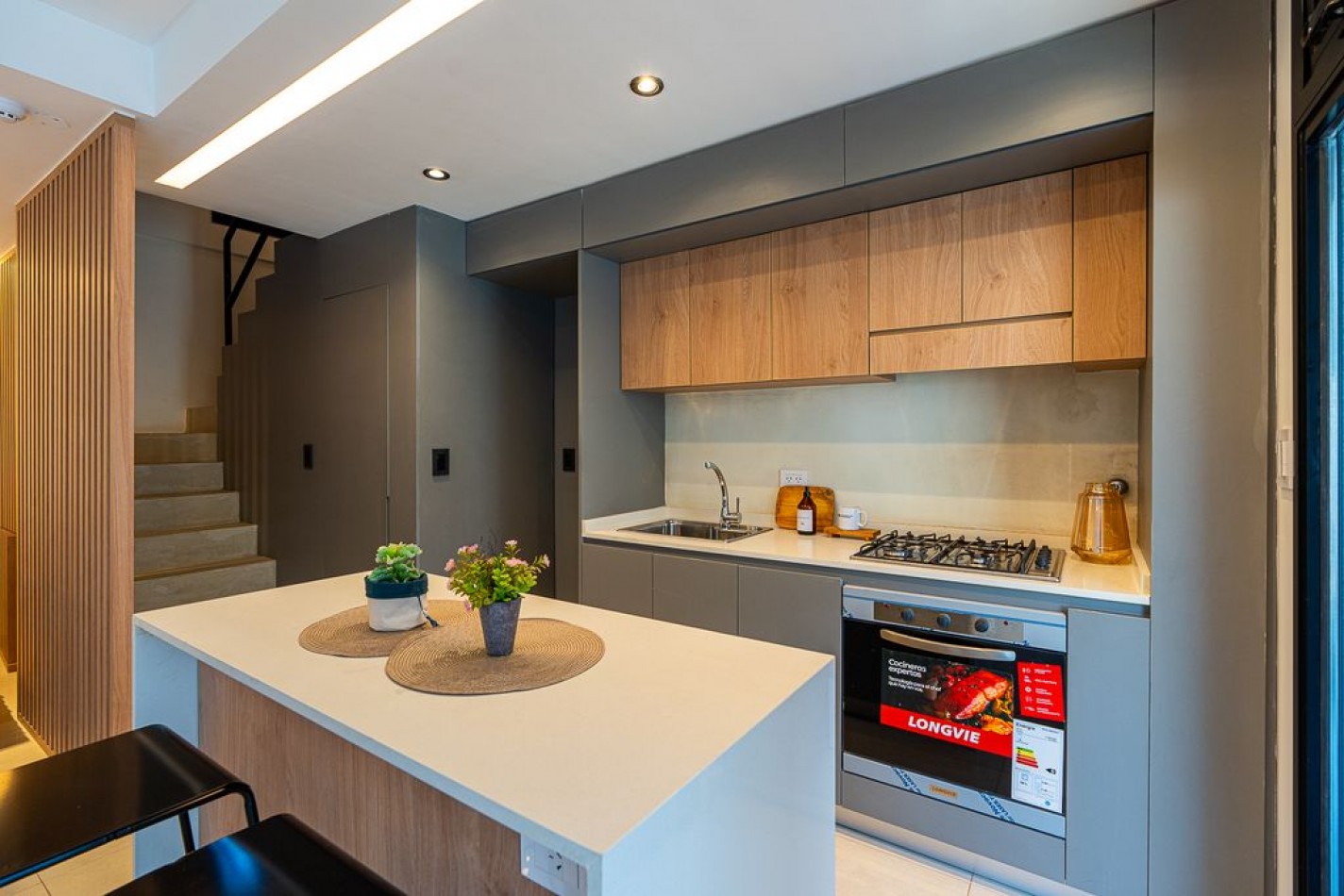 VENTA DEPARTAMENTO DUPLEX DOS DORMITORIOS  - Terraza exclusiva - FISHERTON - Proyecto en construccion 