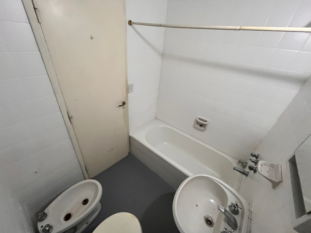 Semipiso DOS DORMITORIOS al frente - Jujuy 1400 - Zona rio