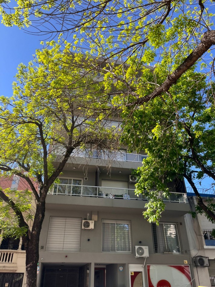 VENTA DEPARTAMENTO UN DORMITORIO - Balcones vidriados - ENTREGA INMEDIATA - Zeballos 2200