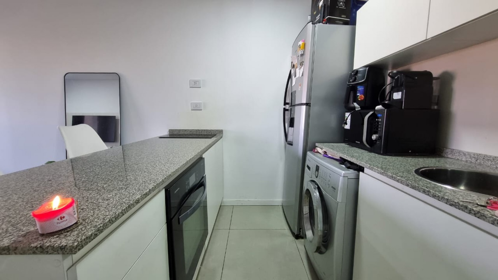 Amplio monoambiente con balcon y amenities - Cafferata 1500