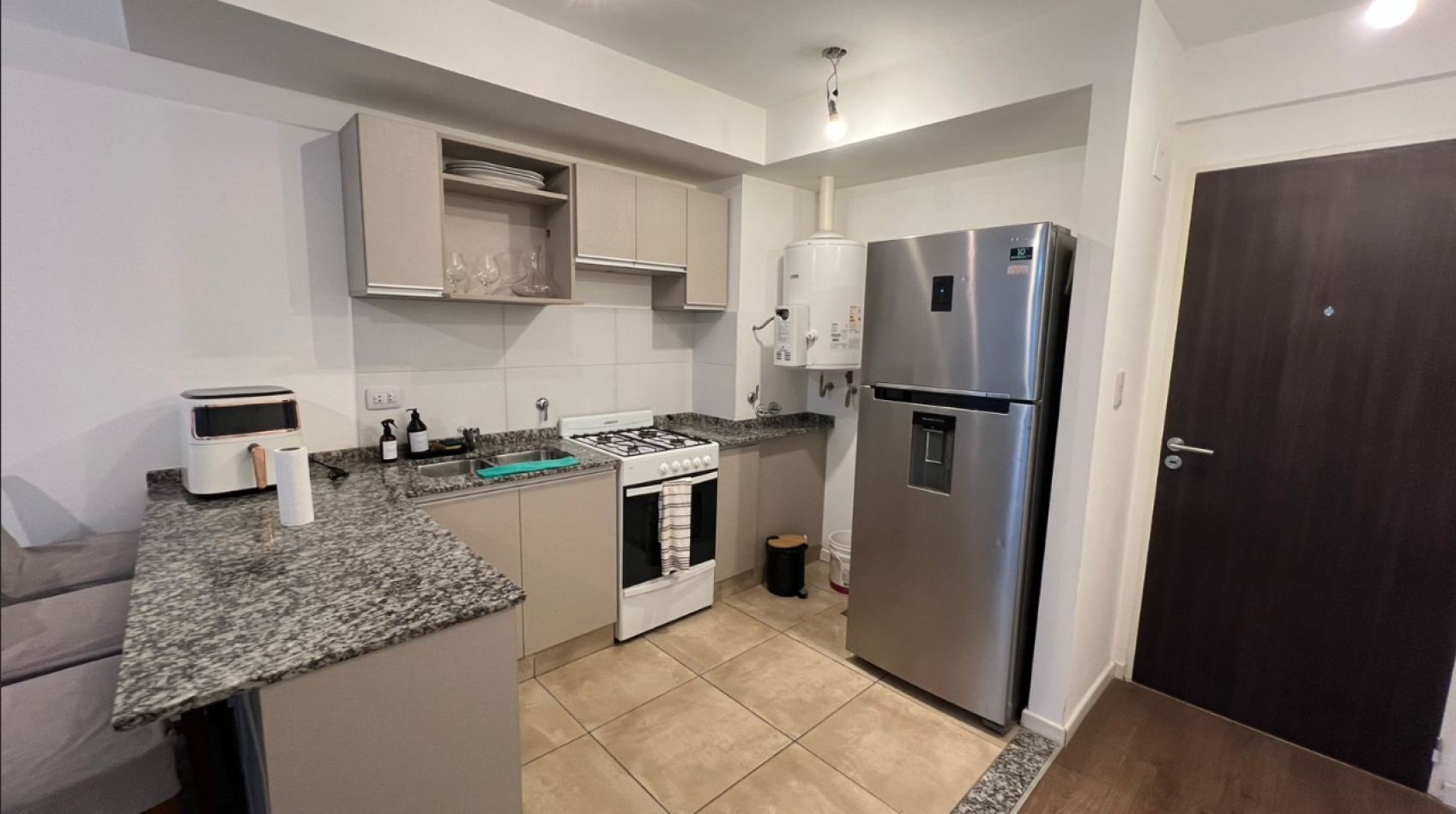 EN VENTA! Departamento 1 dormitorio. laprida 1300