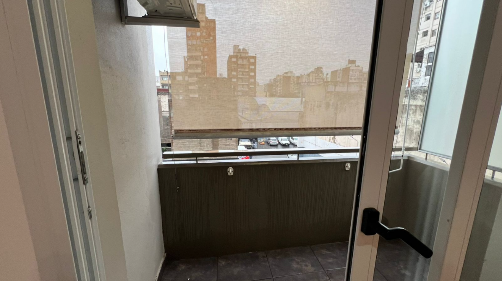 EN VENTA! Departamento 1 dormitorio. laprida 1300