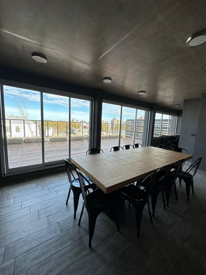 ¡OPORTUNIDAD! monoambiente completamente amoblado! edificio con amenities. Cerrito 700