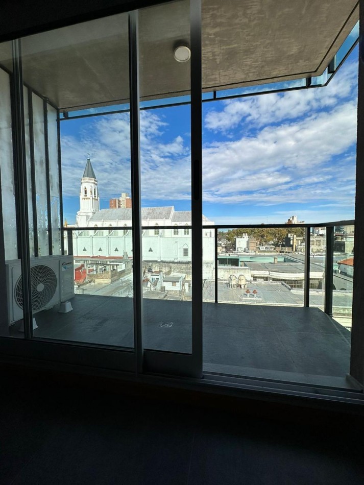 ¡OPORTUNIDAD! monoambiente completamente amoblado! edificio con amenities. Cerrito 700