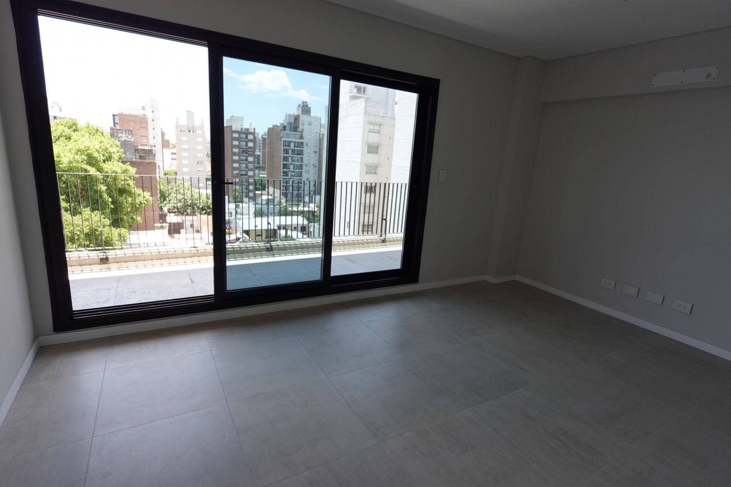 EN VENTA. Depto 2 dormitorios. EXCELENTE ZONA. Mendoza 2600