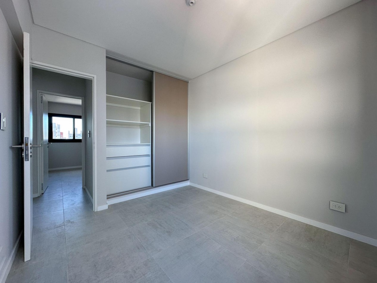 EN VENTA. Depto 2 dormitorios. EXCELENTE ZONA. Mendoza 2600