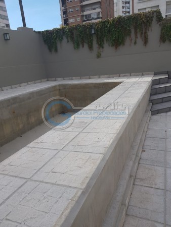 VENTA DEPARTAMENTO Semipiso a estrenar. Un dormitorio con patio y balcon . Amenities. Jujuy 1660