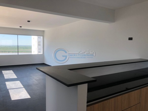 VENTA DEPARTAMENTO Semipiso UN DORMITORIO a estrenar. Balcon al frente y contrafrente con parrillero. Con cochera .Amenities en terraza vista al rio. Salta 1200