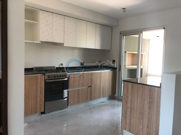 VENTA DEPARTAMENTO Semipiso UN DORMITORIO a estrenar. Balcon al frente y contrafrente con parrillero. Con cochera .Amenities en terraza vista al rio. Salta 1200