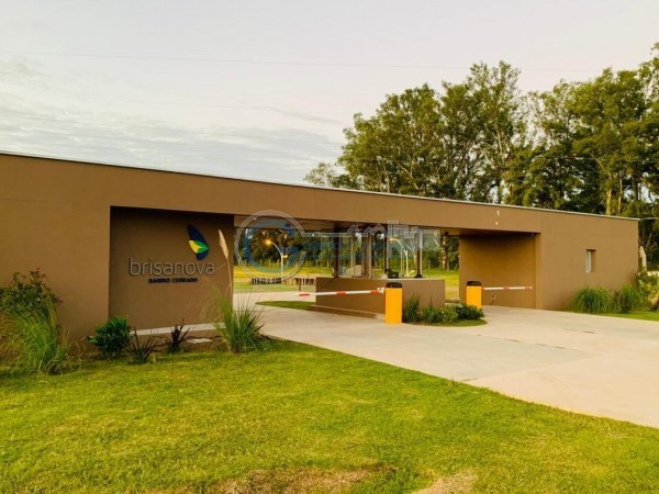 Lote en barrio cerrado - Brisanova, Pueblo Esther - Posesion inmediata!