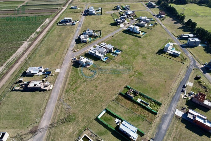 Lote en barrio cerrado - Brisanova, Pueblo Esther - Posesion inmediata!