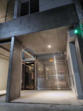 VENTA COCHERA en PB - Mendoza 2100