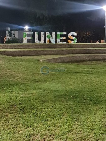 VENTA NTERESANTE LOTE en FUNES de 980m2, esquina