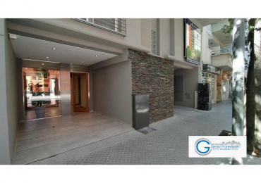 VENTA DEPARTAMENTO Semipiso UN DORMITORIO - Al frente - Ventilacion cruzada - Entrega inmediata - Santa Fe 2500